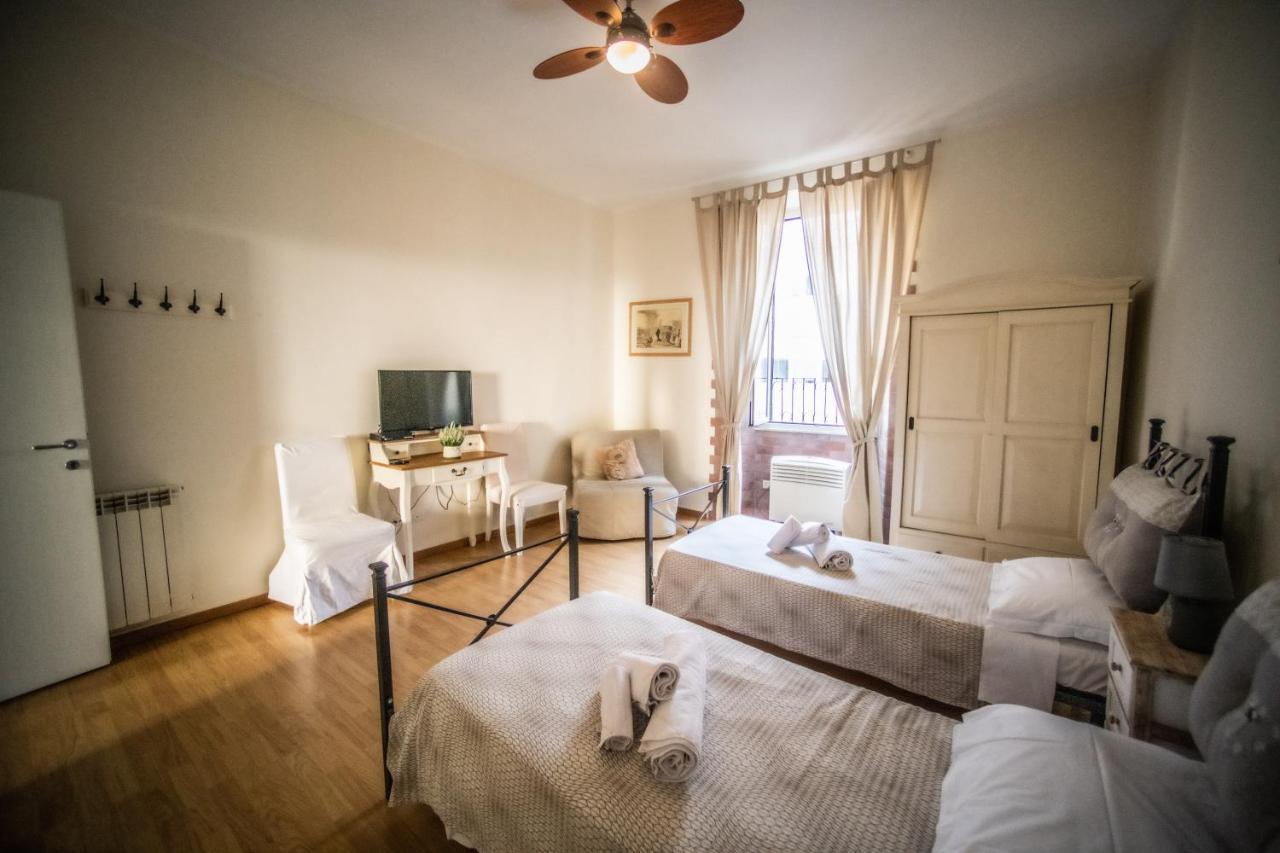 Rione Monti Home โรม ภายนอก รูปภาพ